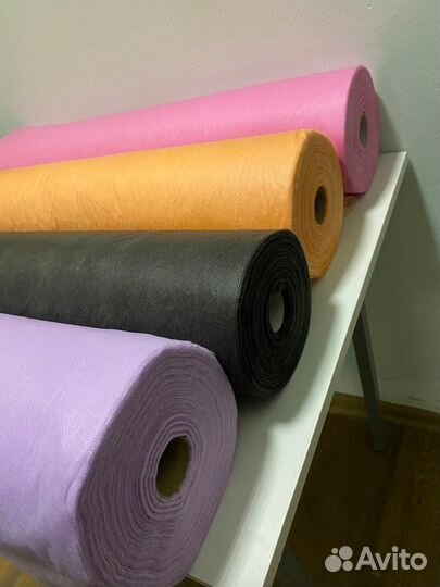 Одноразовые простыни в рулоне