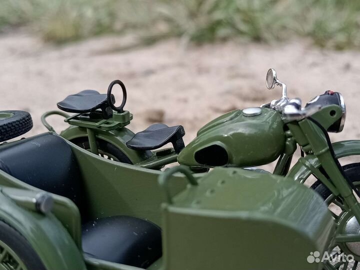 Масштабная модель мотоцикла М-72