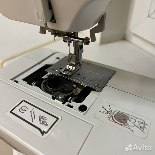 Швейная машина Brother
