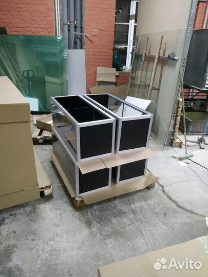 Аквариумная стойка для зоомагазина для животных