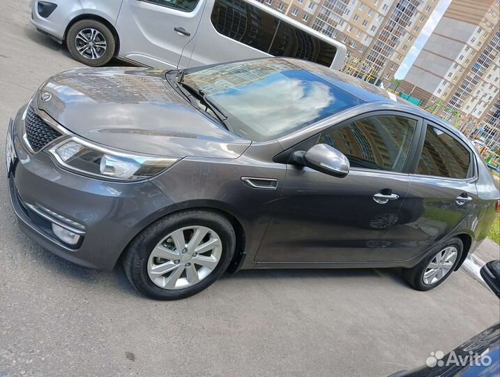 Kia Rio 1.6 AT, 2015, 175 245 км