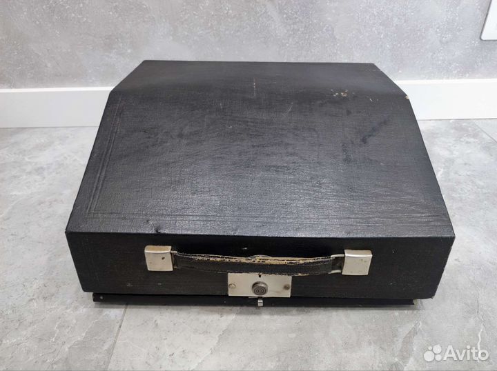 Печатная машинка Москва модель 3