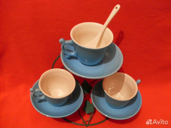 Подставка с чашками