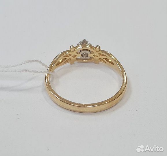 Кольцо золотое с бриллиантами р-р 18 (39000)**