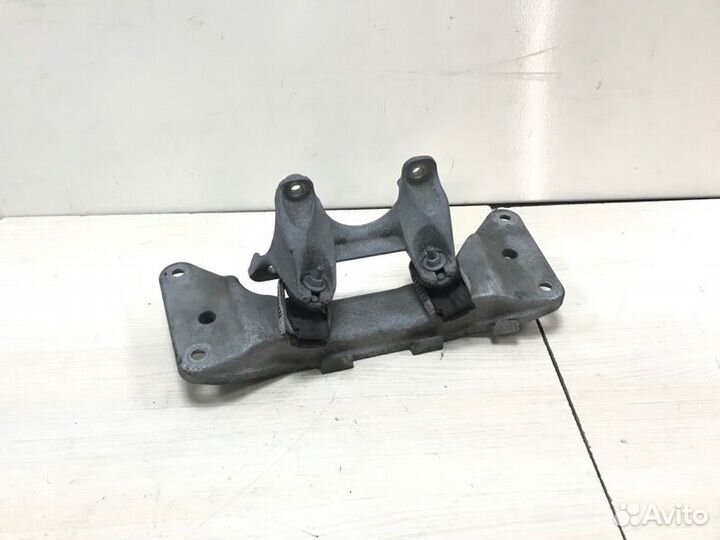 Опора кпп Bmw 3-Series F30 2017