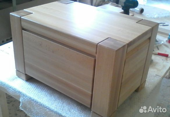 Тумбы прикроватные