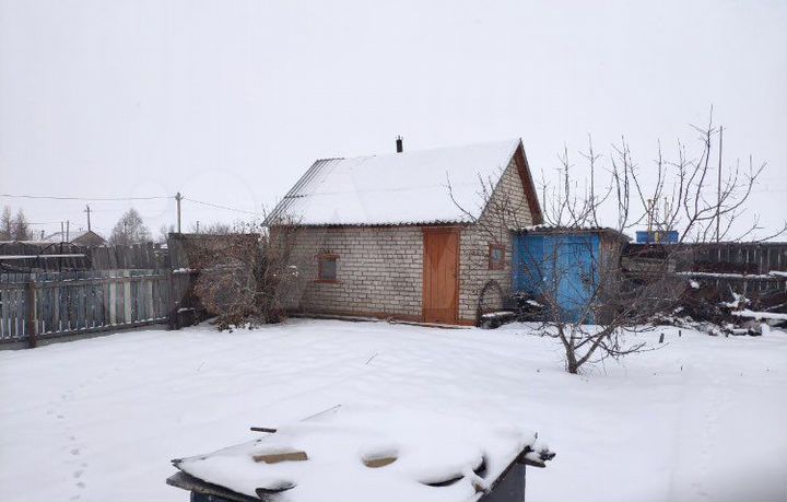 Дом 83 м² на участке 21 сот.