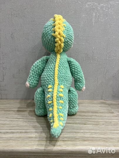Вязаный крокодил ручная работа