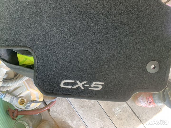 Автомобильные коврики оригинальные доя мазда сх5