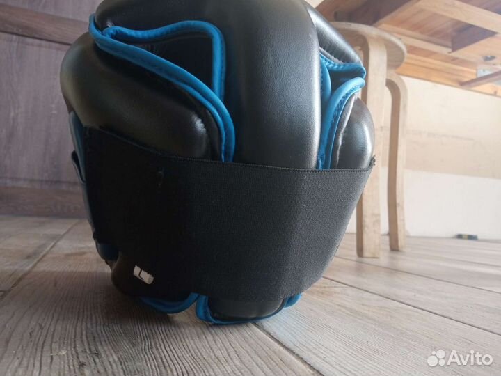 Боксерский шлем