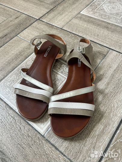 Сандалии женские 37