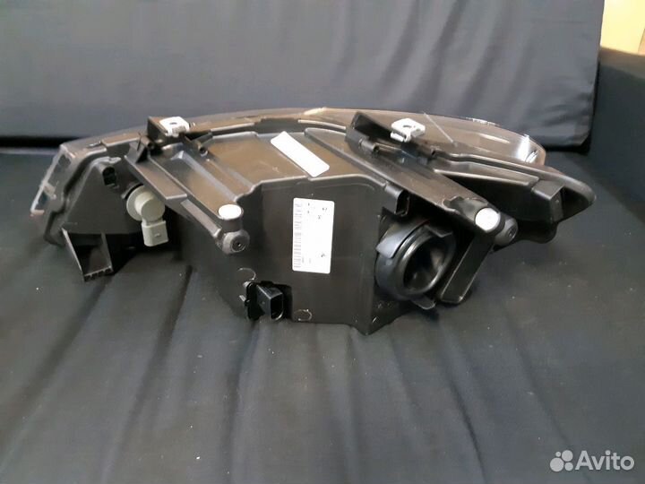 Фара новая Polo Sedan 11-20