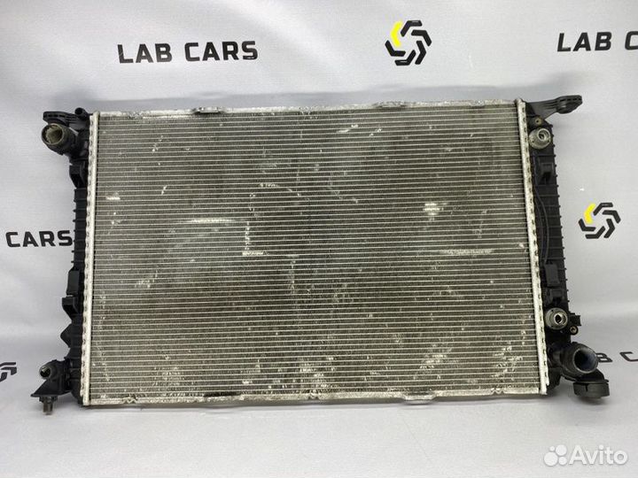 Радиатор охлаждения двигателя Audi A5 8T cala 3.2