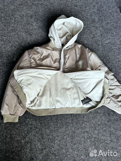 Двойной оверсайз бомбер Balenciaga