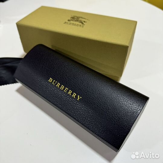 Чехол для очков burberry