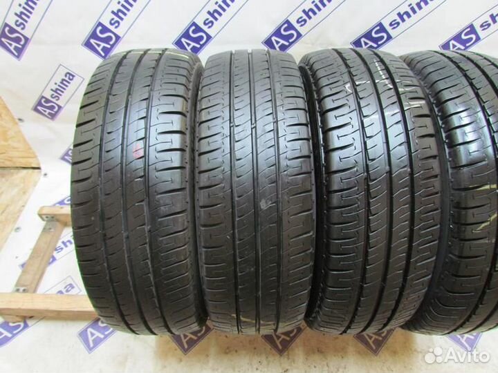 Michelin Agilis 215/60 R17C 96R