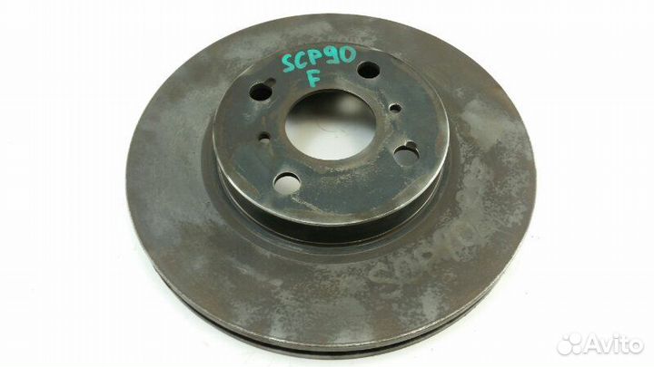 Тормозной диск передний Toyota Vitz SCP90