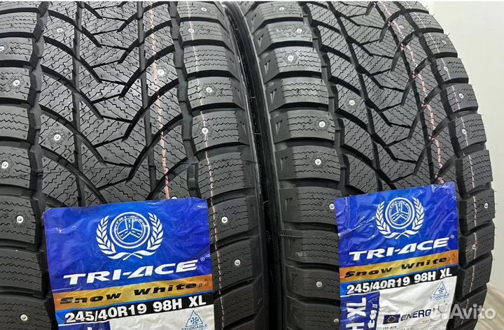 Tri Ace Snow White II 245/40 R19 и 275/35 R19 98J