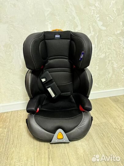 Детское кресло 15-36кг Chicco oasys isofix