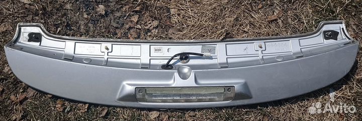 Спойлер toyota corolla fielder ZRE142