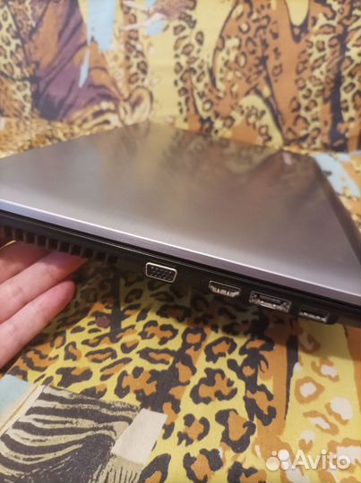 Ноутбук Lenovo v570c