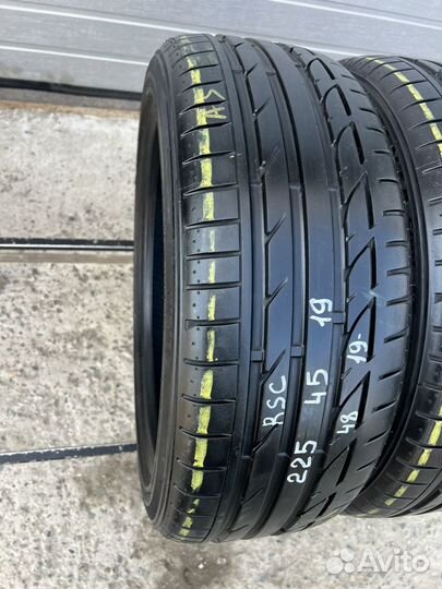 Bridgestone Potenza S001 225/45 R19