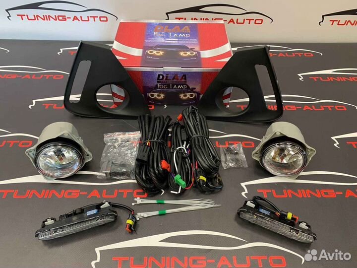 Противотуманные фары Toyota Tank T1066