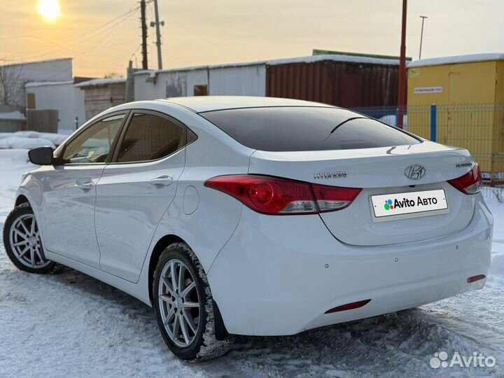 Hyundai Elantra 1.8 AT, 2011, 167 100 км