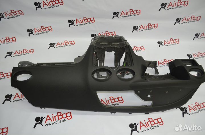 Торпедо панель приборов Ford Focus 2 2005-2011