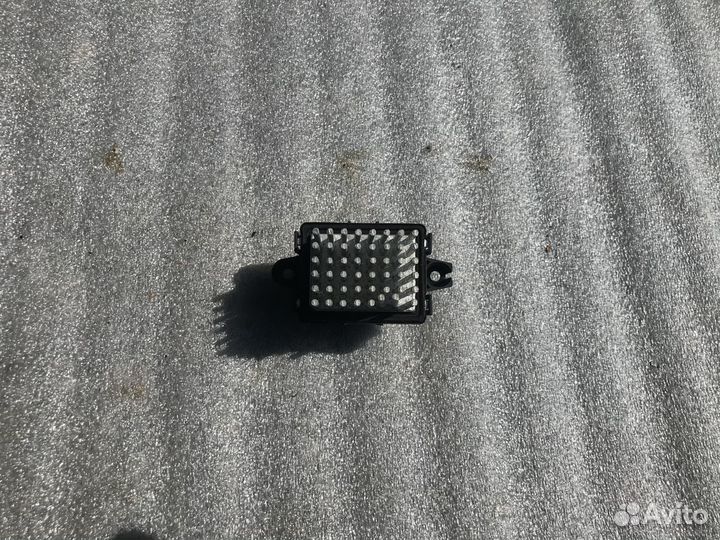 Резистор печки Chevrolet Camaro V 10-15