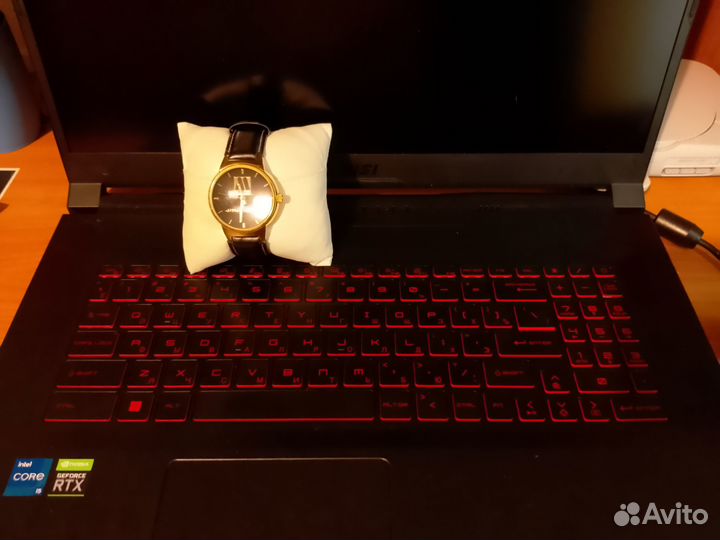 Кварцевые часы наручные Альбион