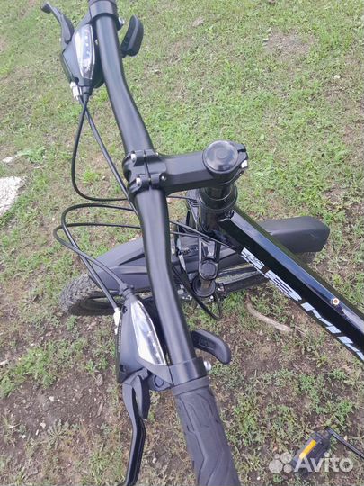 Велосипед на литых дисках bmw