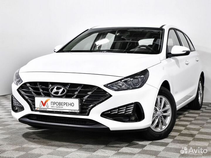 Hyundai i30, 2022