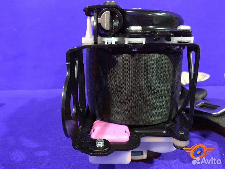 Ремень безопасности передний левый Mitsubishi