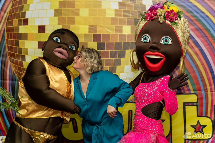 Танцы, Ростовая кукла Иван, Мария и белый мишка