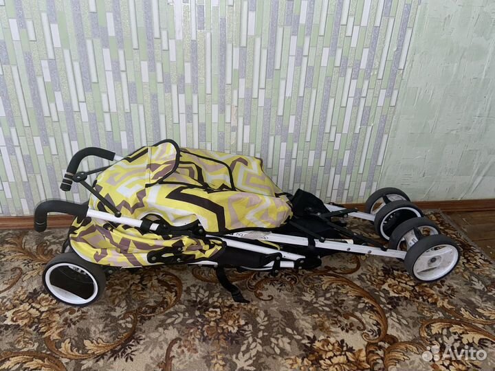 Коляска трость