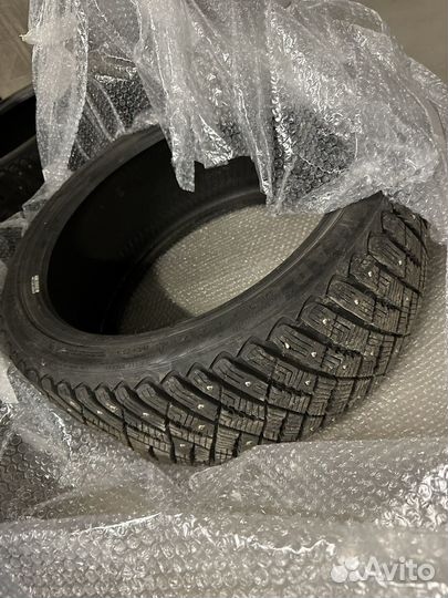 Goodyear Ultragrip Ice Arctic 225/40 R18