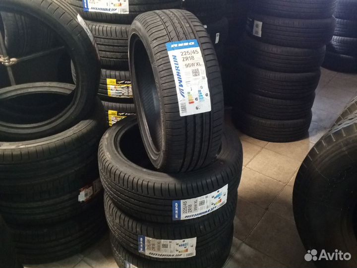 Winrun R330 225/45 R18 95W