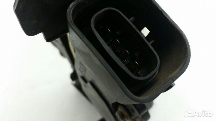 Замок двери задний левый Toyota Camry SXV20 5SFE