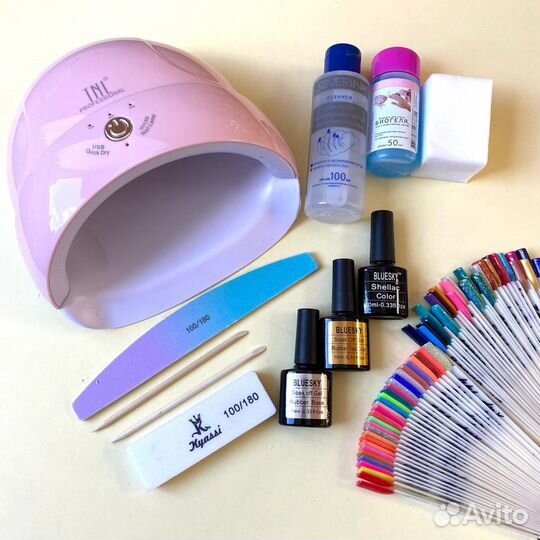 Набор для маникюра с лед лампой TNL и гель-лаками