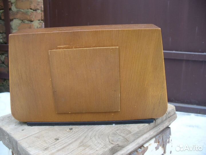 Часы настольные кварцевые янтарь