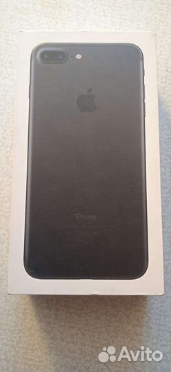 Пустая коробка от айфона