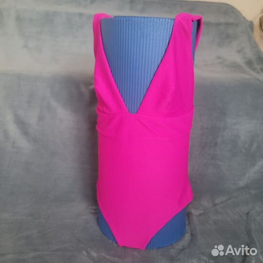 Купальник розовый слитный матовый 50 размер