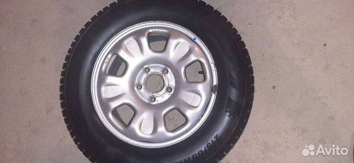 Marshal WinterCraft Ice WI31 215/65 R16