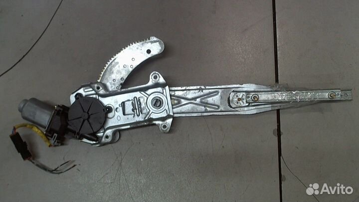 Стеклоподъемник электрический Nissan Micra K11E, 2