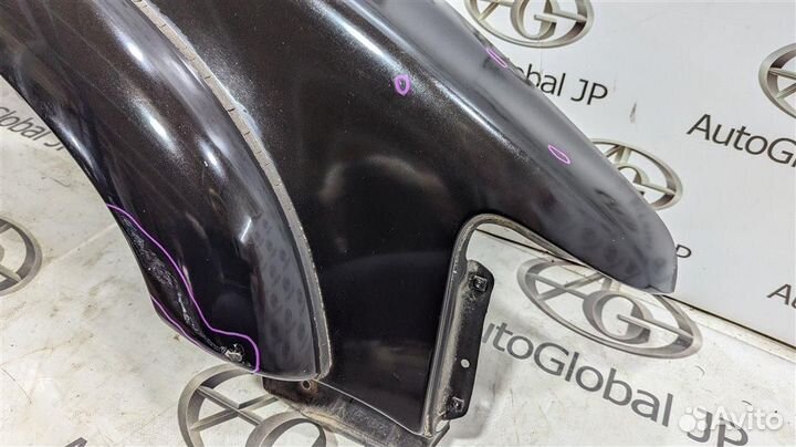 Крыло переднее правое Toyota Hilux Surf