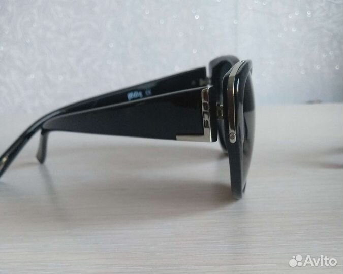 Солнцезащитные очки женские