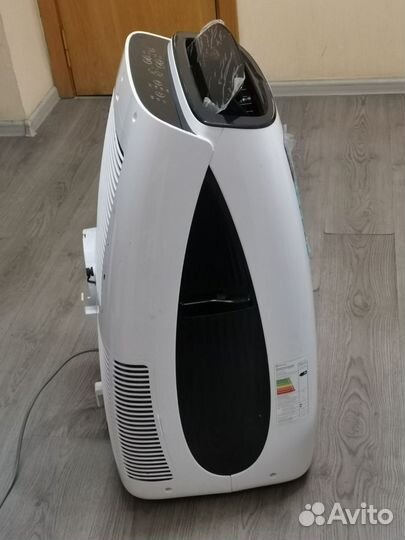 Мобильный кондиционер Electrolux eacm-10 hr/n3