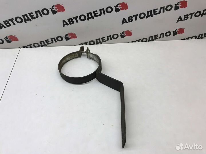 Кронштейн бачка гур Лада Приора 2170