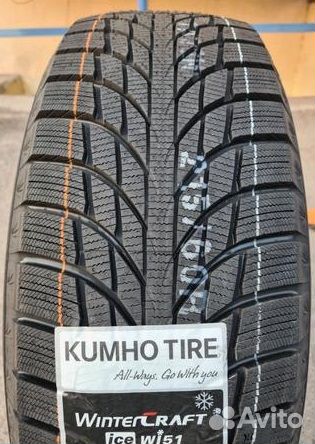 Kumho WinterCraft Ice Wi51 215/50 R17 95T